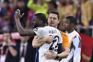 开云首页-前裁判：吕迪格禁赛太少&amp;卡瓦哈尔骂人不罚是双标 委员会就是笑话