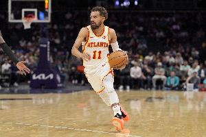 两节打爆！老鹰第二节和第三节净胜雄鹿多达33分！